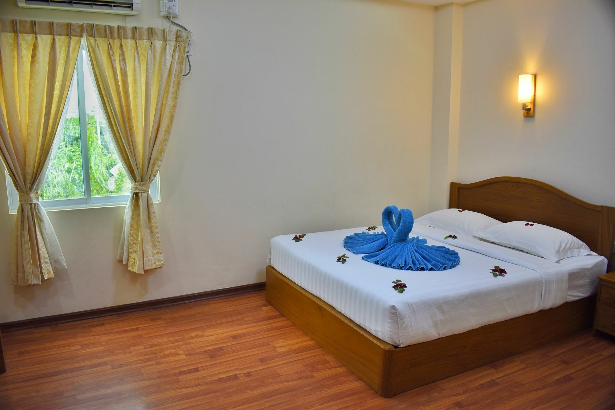 Shwe Poe Eain Hotel New Bagan Zewnętrze zdjęcie