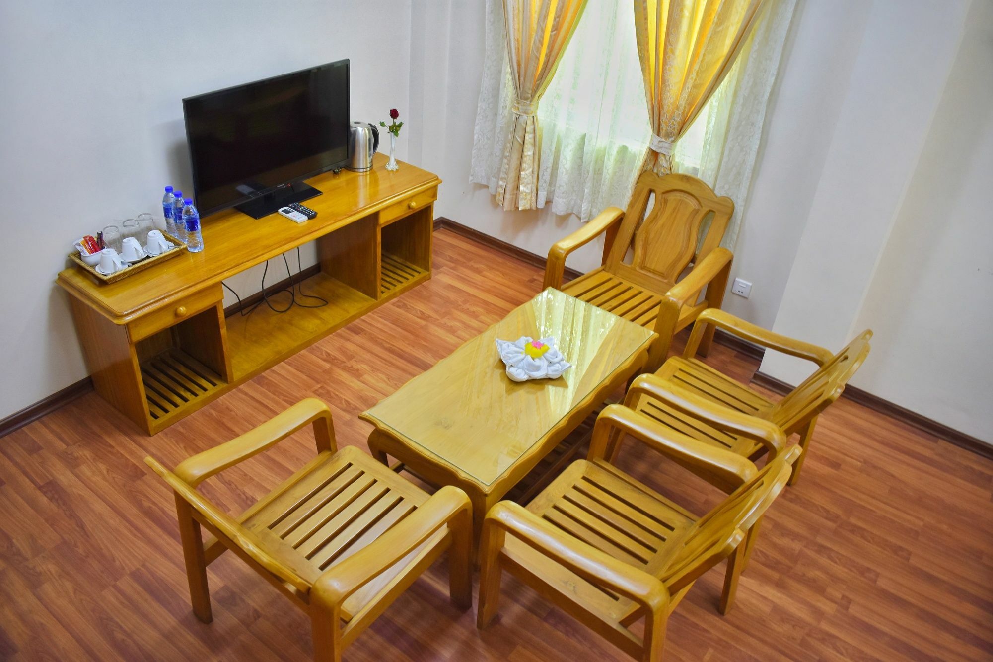 Shwe Poe Eain Hotel New Bagan Zewnętrze zdjęcie