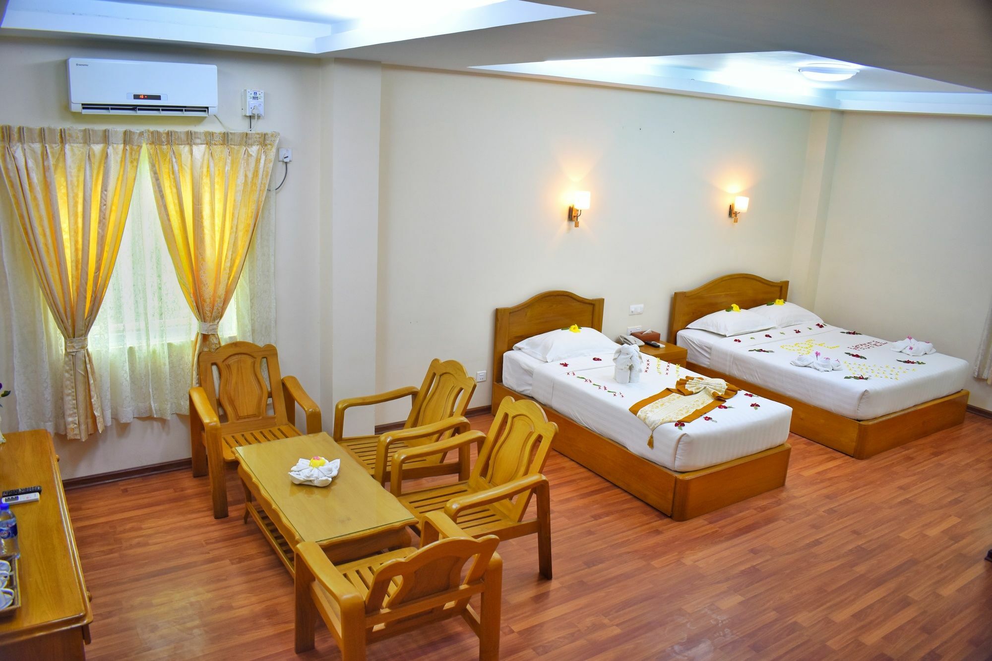 Shwe Poe Eain Hotel New Bagan Zewnętrze zdjęcie