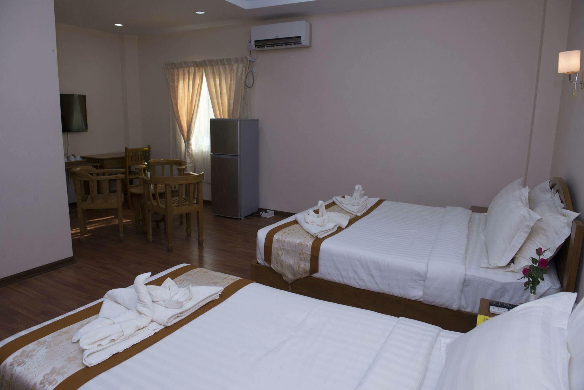 Shwe Poe Eain Hotel New Bagan Zewnętrze zdjęcie